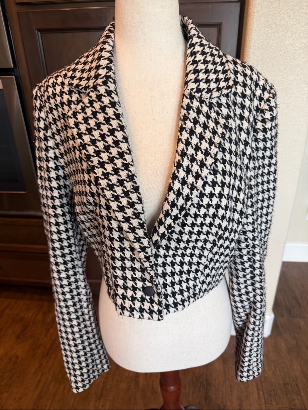 Wayf x Jourdan Sloane As If
Houndstooth Crop Blazer.M black and white